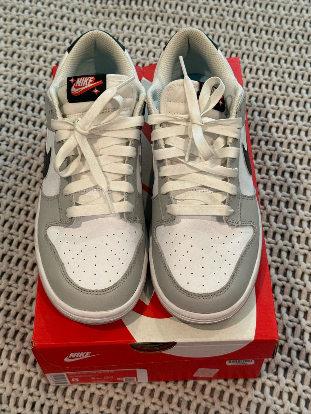 Nike Low-Top Sneakers in White, Light Gray and Black
